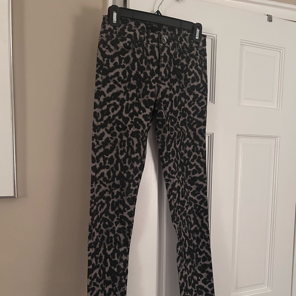 H&M Women’s Leopard Print Pants